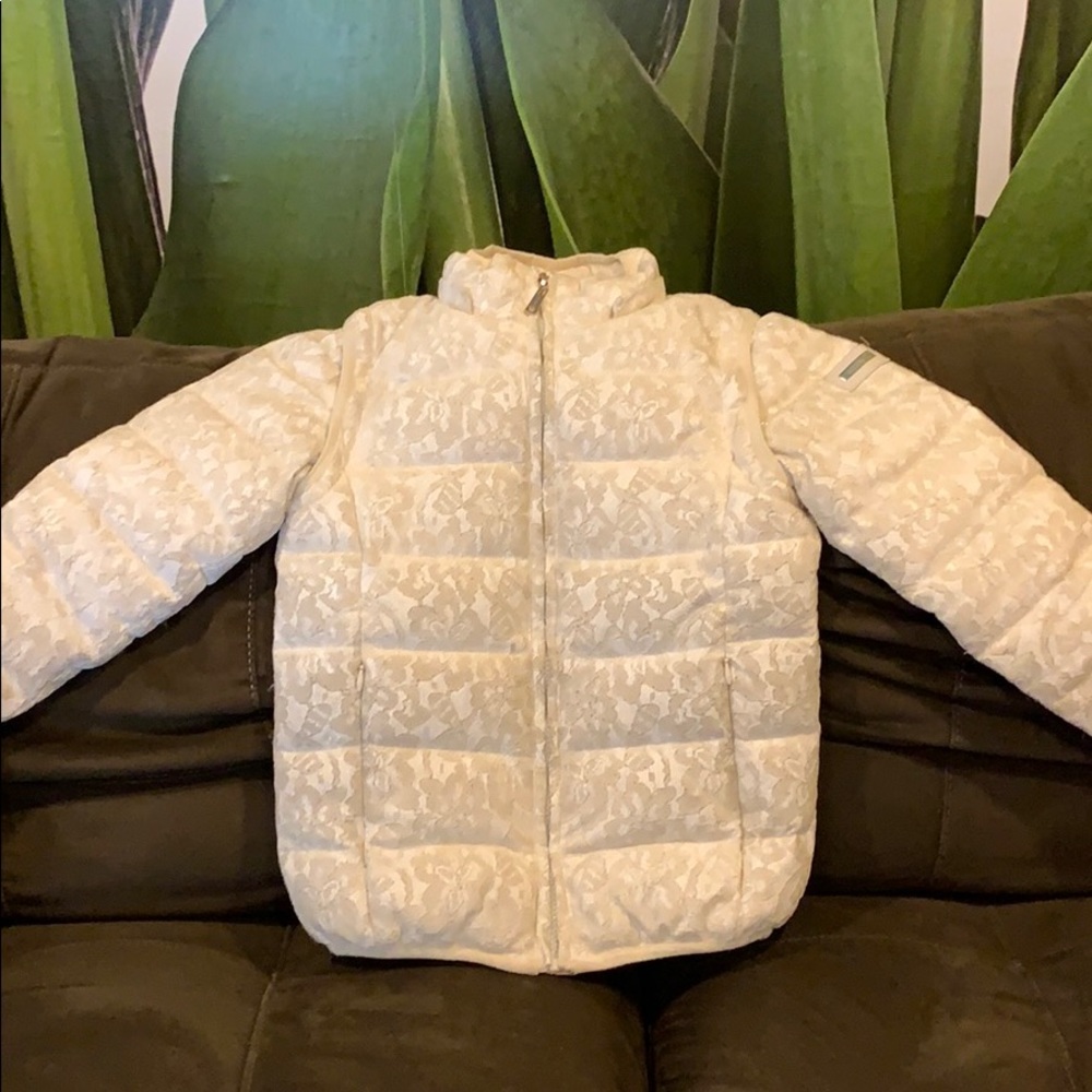 3 in 1 cream winter coat/vest for girls!!